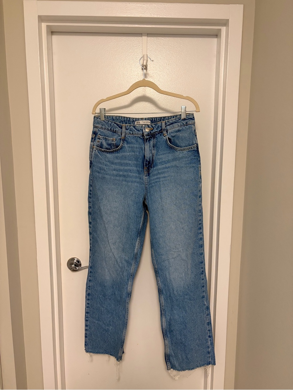 Zara Classic Straight-Leg Jeans in Mid Blue